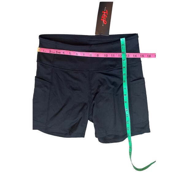 NWT Black Athleticwear Gym Set Women's size Large Tank Top and Shorts - Picture 11 of 11